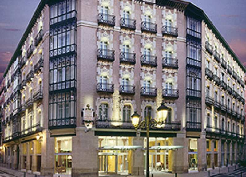 Catalonia El Pilar Hotel Zaragoza Exterior foto